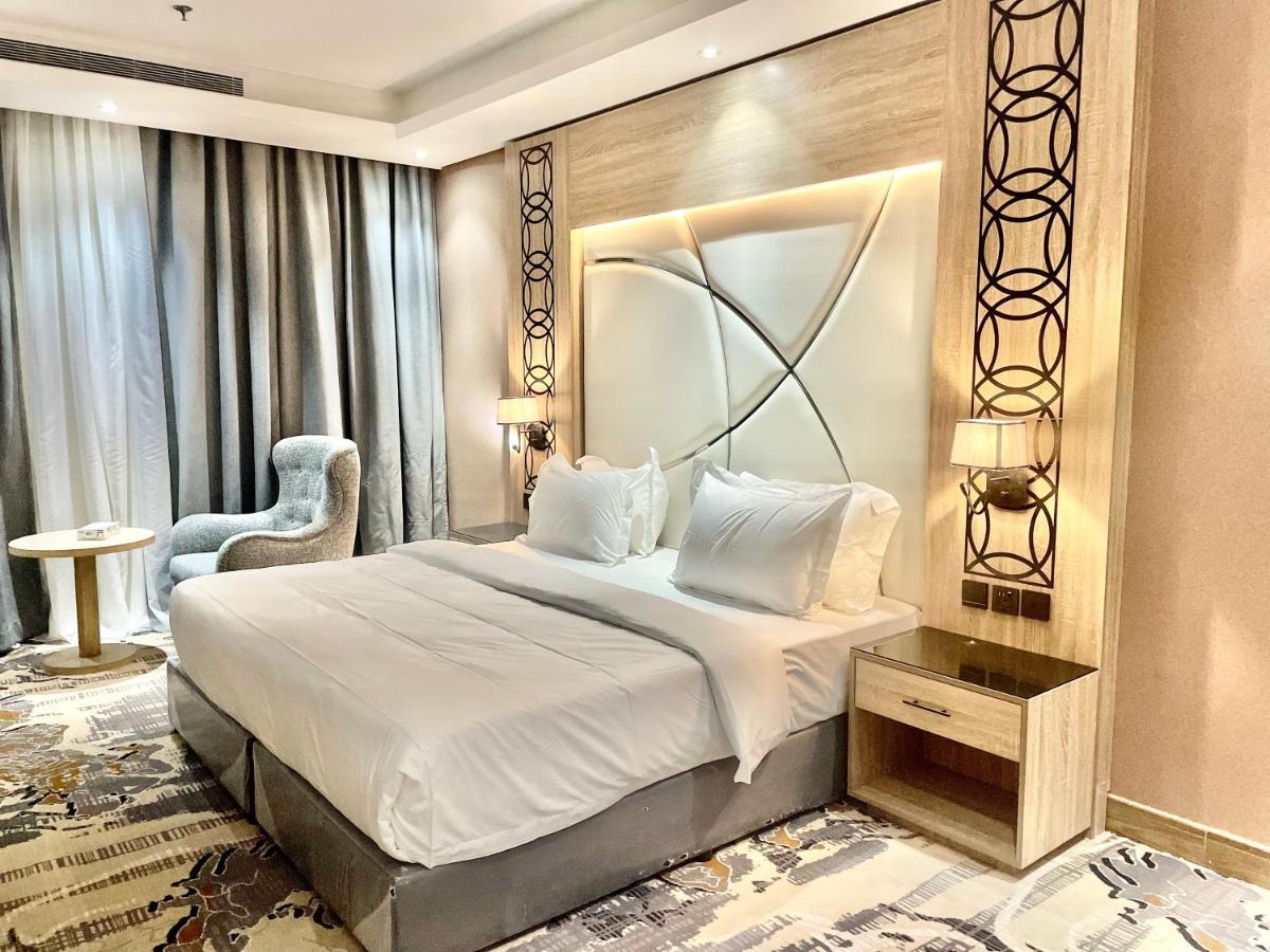 Mirnian Hotel Jeddah Bagian luar foto