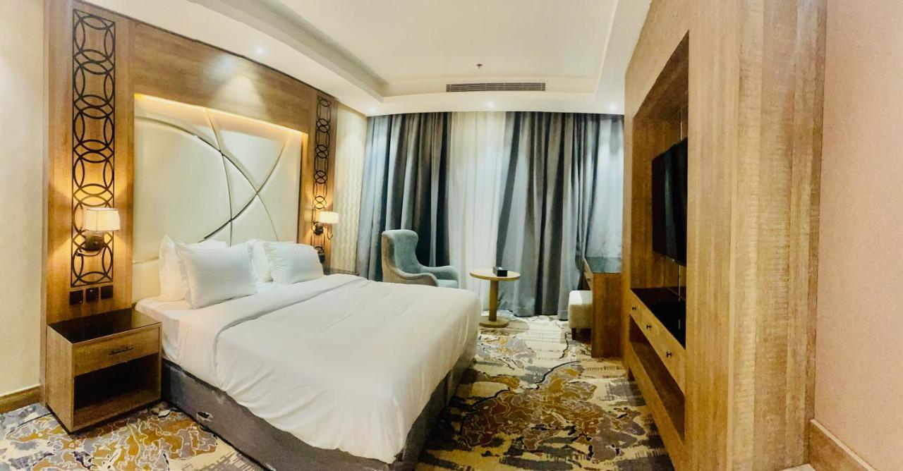 Mirnian Hotel Jeddah Bagian luar foto