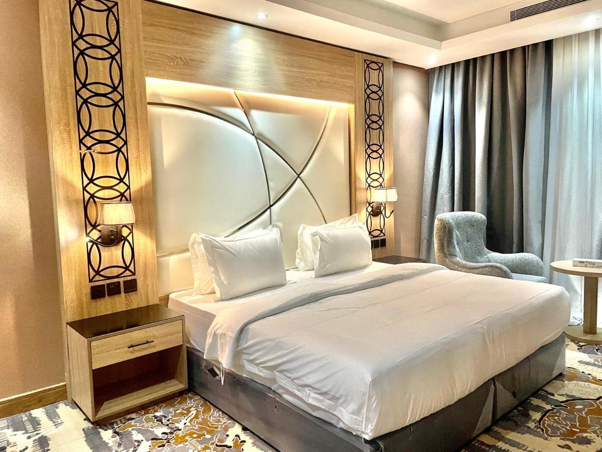 Mirnian Hotel Jeddah Bagian luar foto